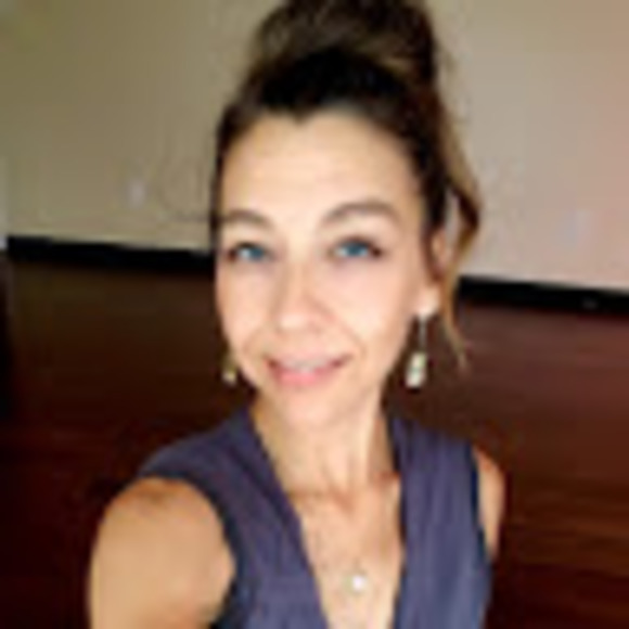 Meet your Posher, Jolene - Picture 1 of 1